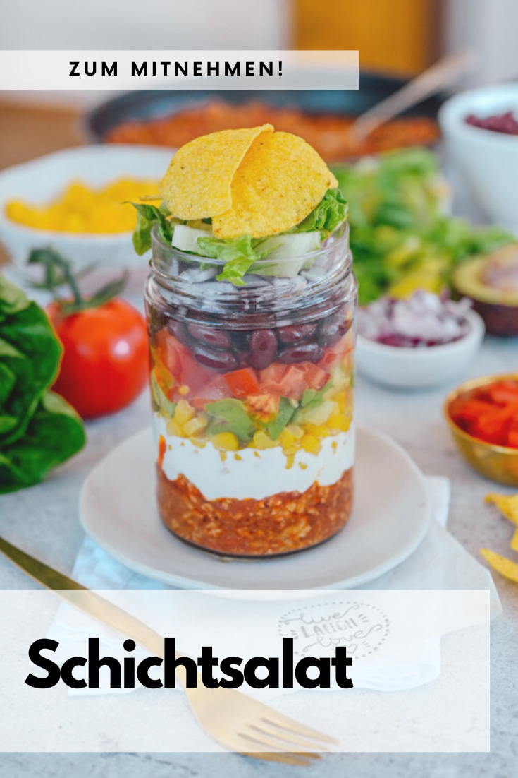 Mexikanischer Schichtsalat mit Nachos! - carinaberry.com