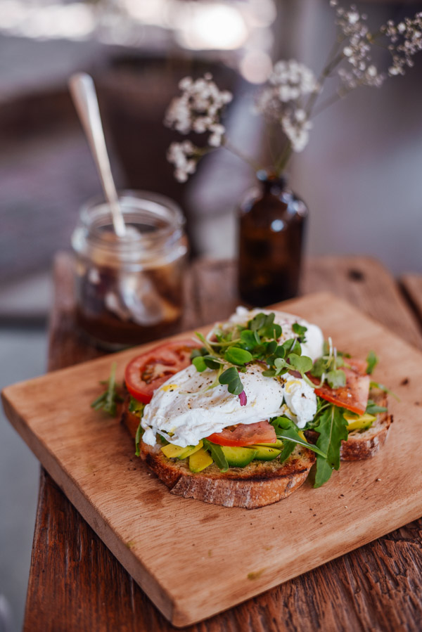 Avocado Toast strangers club