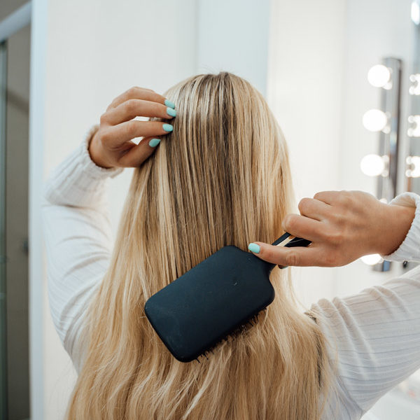 Pflegetipps für Extensions richtig waschen, frisieren und stylen