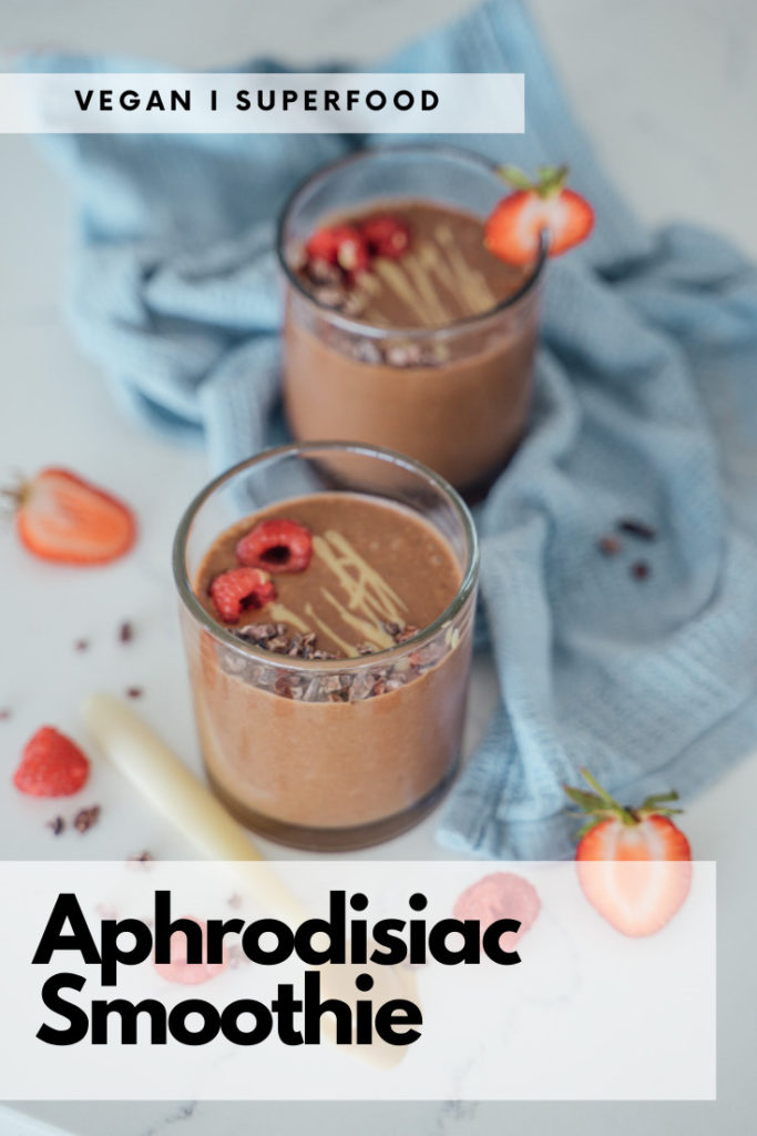 Aphrodisiac smoothie with cacao and cinnamon carinaberry