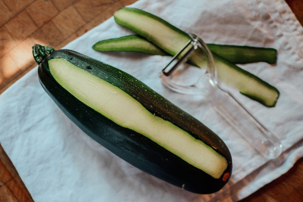 How_to_make_zucchini_noodles